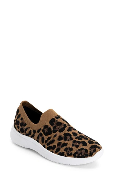 Blondo Karen Waterproof Slip-on Sneaker In Leopard