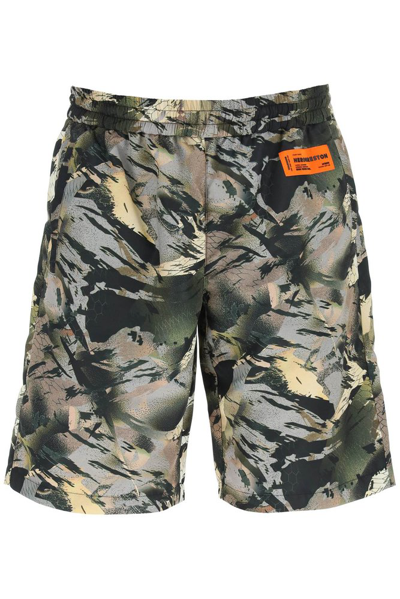 Heron Preston Dry Fit Camouflage Pattern Shorts In Grey,green