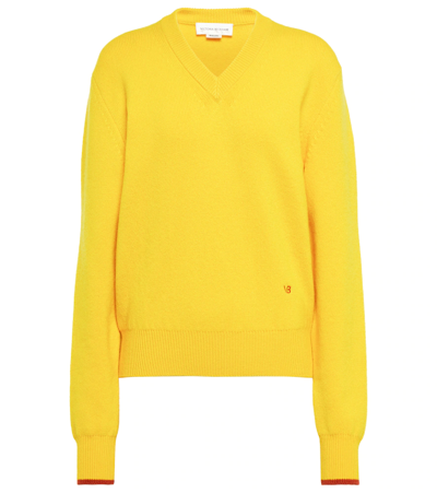Victoria Beckham V-neck Stretch Cashmere Sweater In Yellow