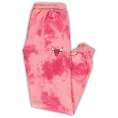 Fanatics Branded Red Chicago Bulls Big & Tall Wordmark Cloud Dye Jogger Trousers