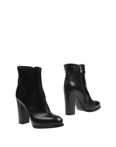 Alberto Fermani Ankle Boots In Black