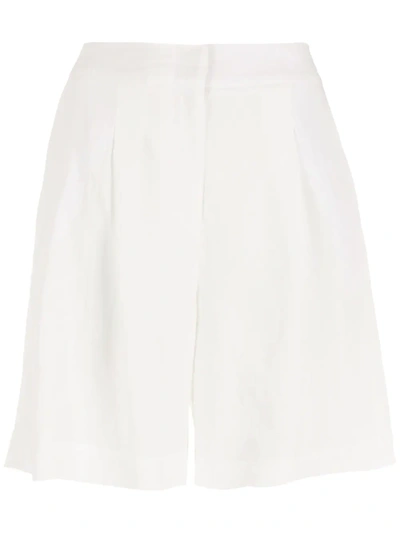 Alcaçuz Alvin Tailored Shorts In White