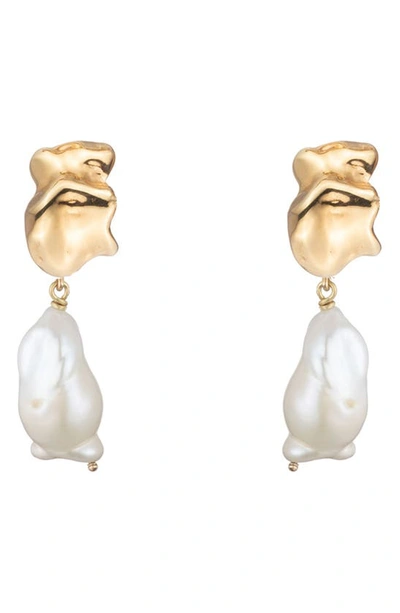 Sterling King Freshwater Pearl Drop Earrings In Gold