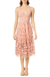 Dress The Population Darleen V-neck Embroidered Mesh Cocktail Dress In Blush
