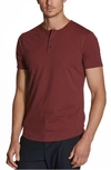 Cuts Clothing Trim Fit Short Sleeve Henley In Cabernet