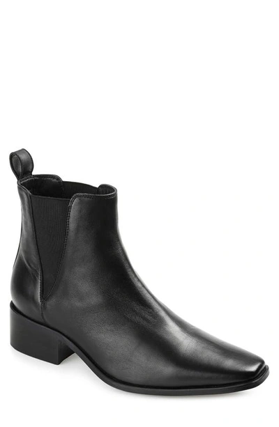 Journee Signature Brooklee Leather Chelsea Boot In Black