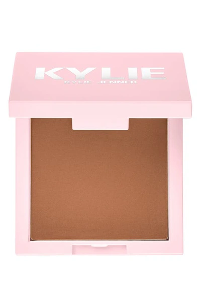 Kylie Cosmetics Pressed Bronzing Powder In Tanned And Gorgeous