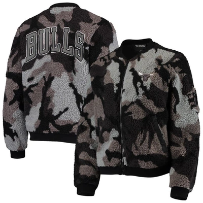 The Wild Collective Black Chicago Bulls Camo Sherpa Full-zip Bomber Jacket