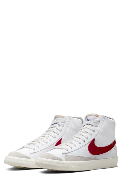 Nike Blazer Mid '77 Lace-up Trainers In Weiss