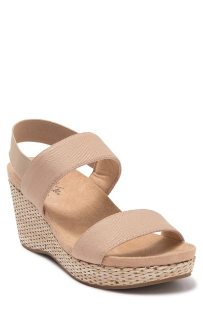 Lifestride Shoes Delta Wedge Sandal In Taupe