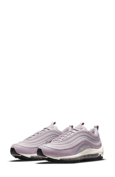 Nike Air Max 97女款耐穿缓震波纹设计运动休闲鞋 In Plum Fog/ Silver/ White