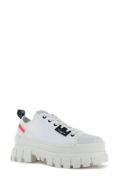 Palladium Revolt Lo Tx Platform Sneaker In Star White