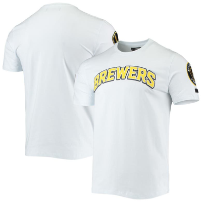 Pro Standard Men's  White Milwaukee Brewers Team Logo T-shirt