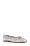 Amalfi By Rangoni Oste Loafer In Bianco Mineral Brush