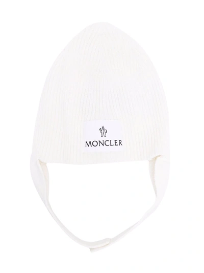 Moncler Babies' Ribbed-knit Logo-print Hat In White
