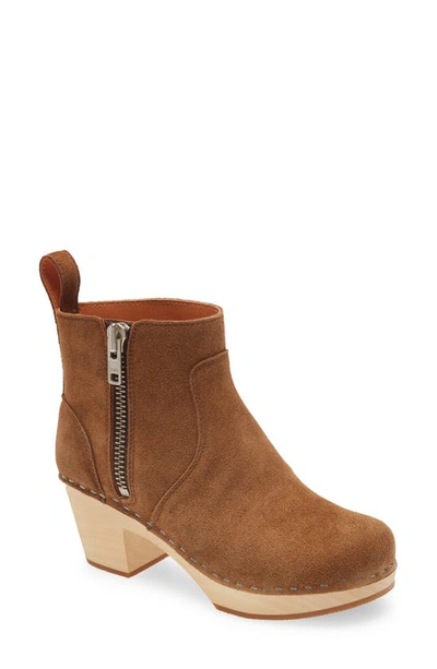 Swedish Hasbeens Zip It Emy Clog Bootie In Khaki