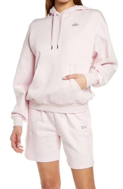 Alo Yoga Accolade Hoodie In Pink Sugar