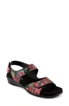 Easy Spirit Hartwell Sandal In Black Multi