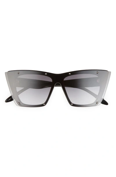 Alexander Mcqueen Cat Eye Sunglasses In Black