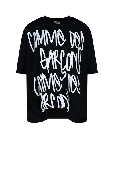 Comme Des Garçons Maxi Logo Print T-shirt In Black