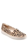 Trotters Accent Slip-on In Tan Cheetah