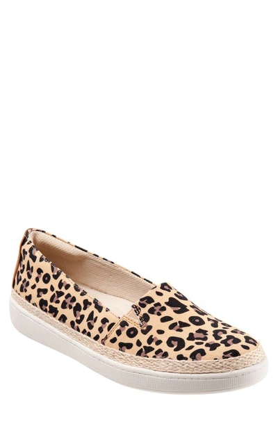 Trotters Accent Slip-on In Tan Cheetah