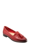 Trotters Liz Loafer In Red
