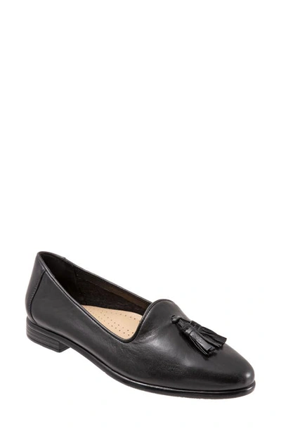 Trotters Liz Loafer In Black