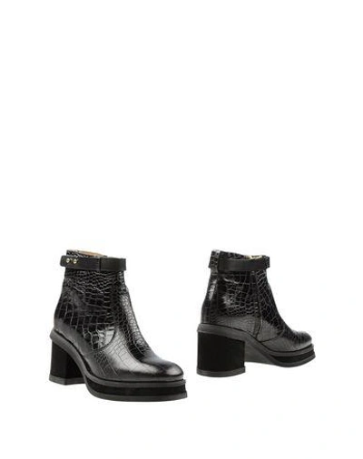 Purified Ankle Boots In Black