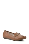 Cliffs By White Mountain Glowing Bit Loafer In Tan Smooth