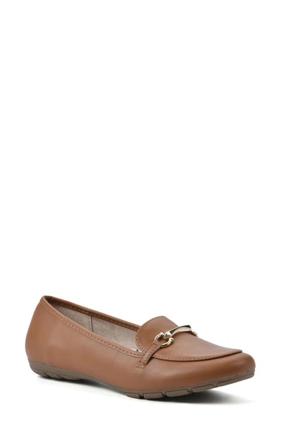 Cliffs By White Mountain Glowing Bit Loafer In Tan Smooth