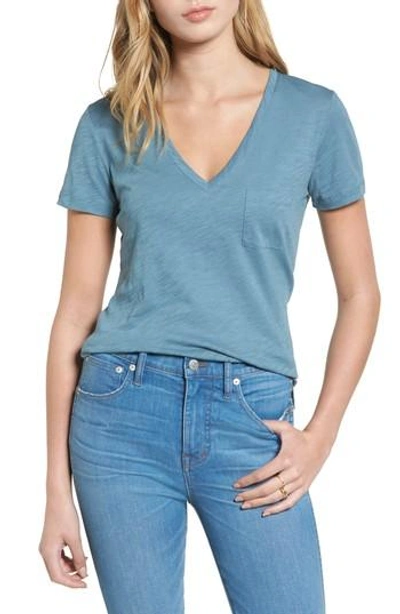 Madewell Whisper Cotton V-neck Pocket Tee In Artisan Blue