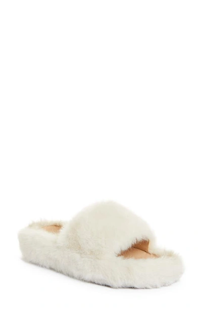 Stand Studio Leya Faux Fur Platform Sandals In 90000 Off White