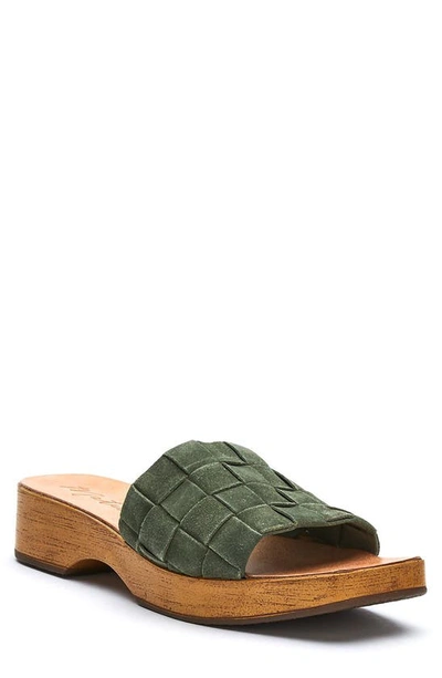 Matisse Hamptons Slide Sandal In Olive
