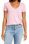 Caslon Rounded V-neck T-shirt In Pink B- White Charm Stp