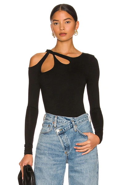 Superdown Yesenia Twist Bodysuit In Black