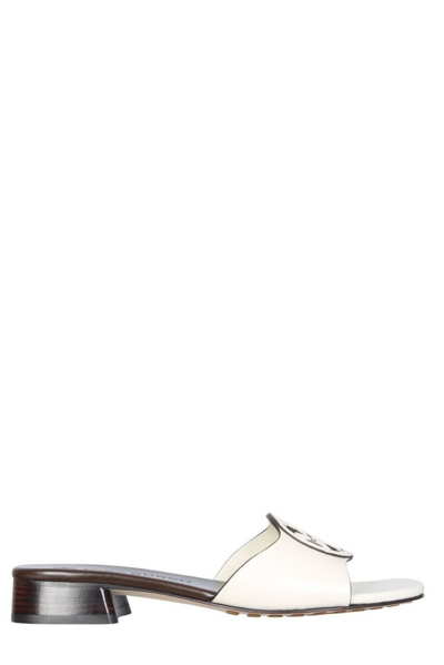 Tory Burch Logo-patch Open Toe Sandals In White