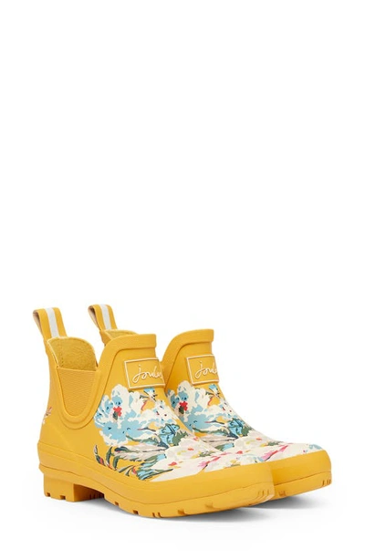 Joules Wellibob Short Rain Boot In Gold Floral