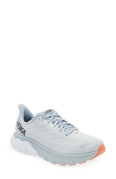 Hoka Blue Arahi 6 Low Top Sneakers