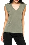 Gibsonlook V-neck T-shirt In Military Green