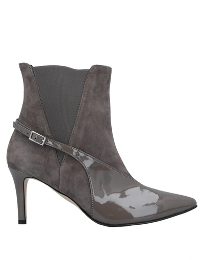 Divine Follie Ankle Boots In Grey