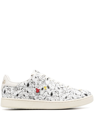 Moa Master Of Arts Snoopy Sneakers Unisex In White