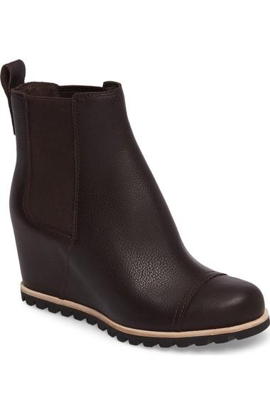 ugg pax wedge boot