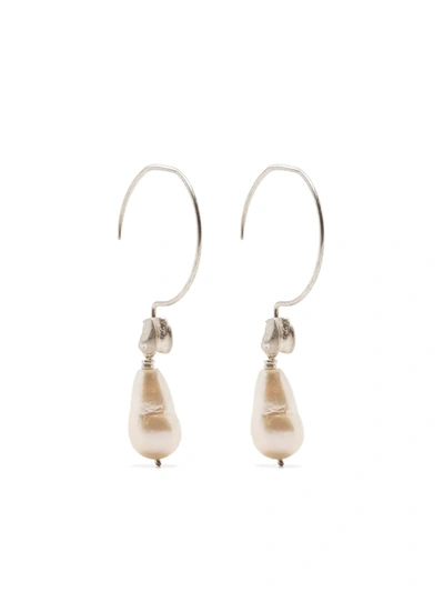 Claire English Bounty Pearl-drop Earrings In Silber
