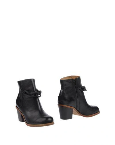 Mm6 Maison Margiela Ankle Boots In Black