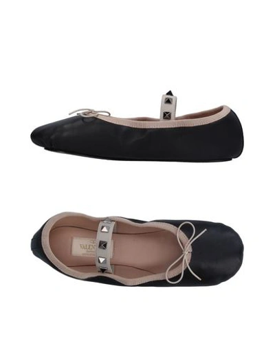 Valentino Garavani Ballet Flats In Black