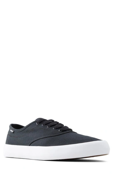 Element Passiph Leather Sneaker In Black/ White