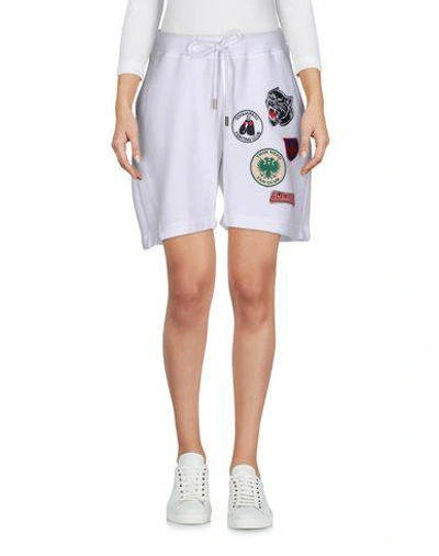 Dsquared2 Shorts & Bermuda In White