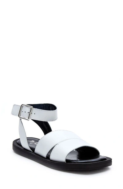 Matisse Take Off Sandals In White
