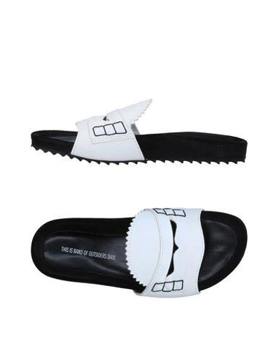 Band Of Outsiders Sandals In White